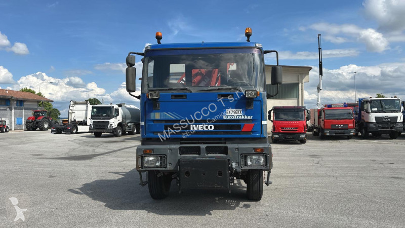 شاحنة Iveco EUROTRAKKER MP190E30 4X4