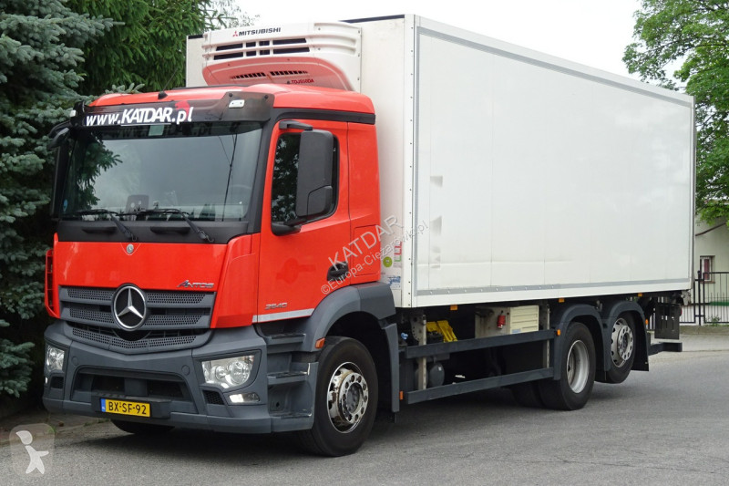 شاحنة Mercedes 2840 Syp euro 6 chłodni 3 osie...