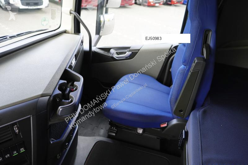 Грузовик Volvo / TANDEM,