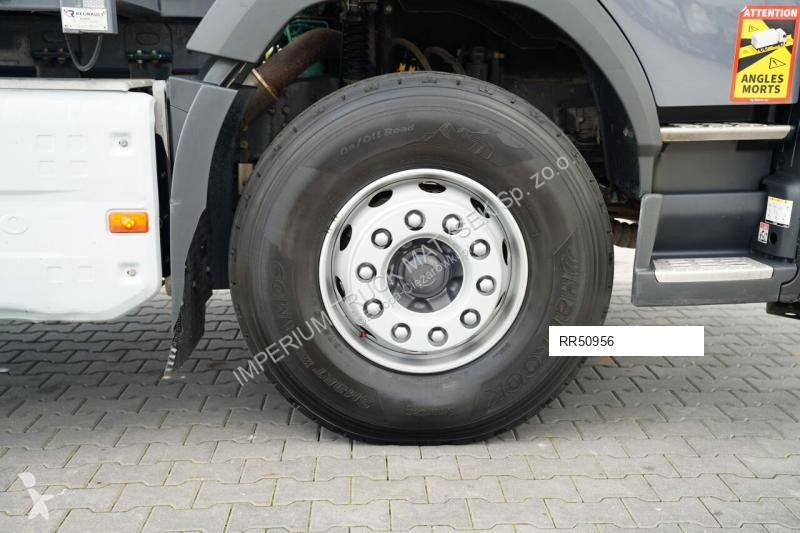 Камион Volvo HYVA HC-183 