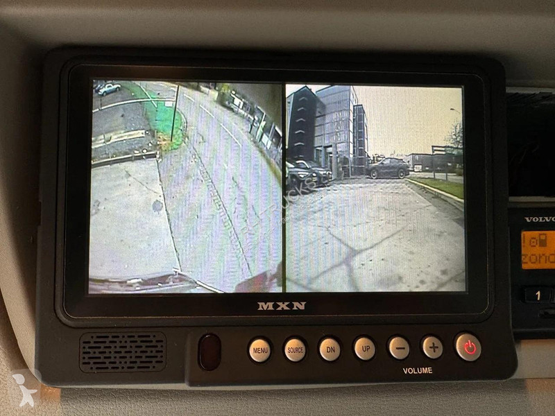 شاحنة Volvo 250 4X2 - EURO 6 + THERMOKING...
