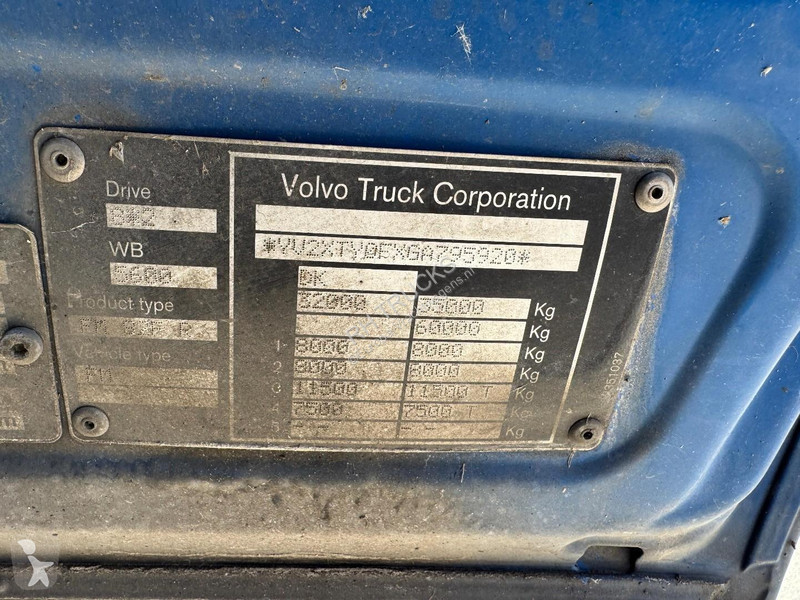 شاحنة Volvo 460 8X2 EURO 6 + INOX TANK