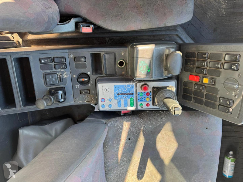 Camion Unimog 405/10 4X4  KIPPER