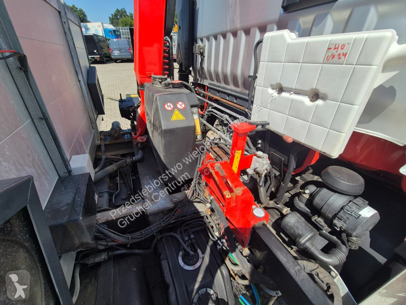 شاحنة Renault D 7.5 180 / AUTOMAT / FASSI F32 /...