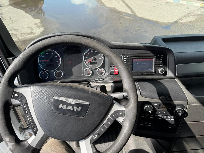 شاحنة MAN TGX 26.440 6x2 EURO 6 + CORMACH...