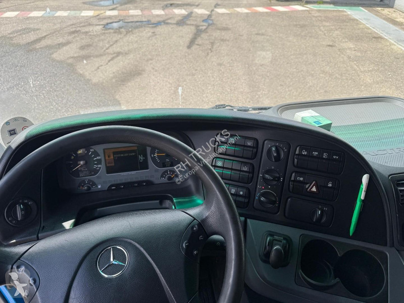 Camion Mercedes 1846 4X2 + 3-LADER + FASSI...