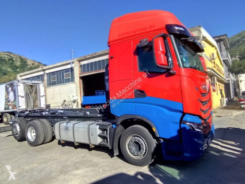شاحنة Iveco