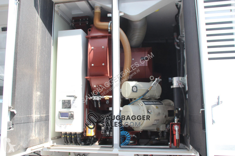 شاحنة Mercedes 3251 RSP Saugbagger 2023