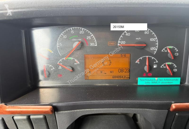 شاحنة Volvo 638 460