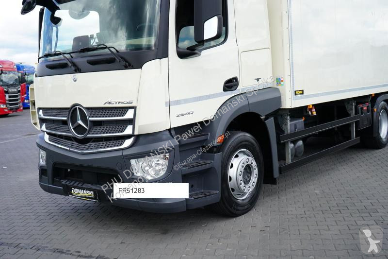 شاحنة Mercedes / TANDEM