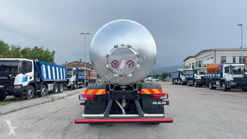 شاحنة MAN TGS 33.520 6X6