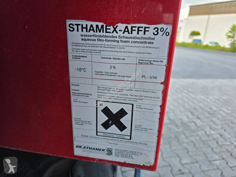 شاحنة MAN LE Feuerwehr Schaum-Löschfahrzeug...
