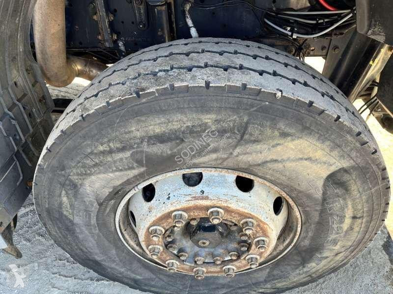 شاحنة Iveco