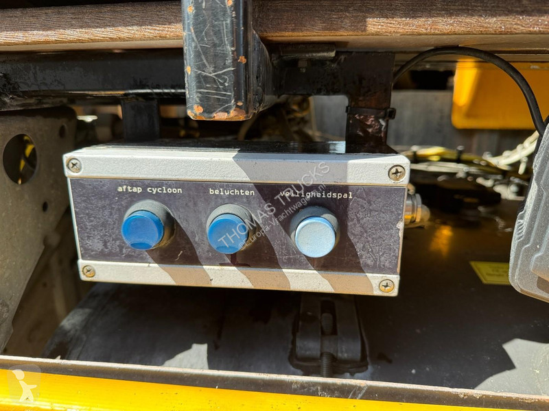 شاحنة Scania P114340 6x2 Saug- / Druck, Vacuum,...
