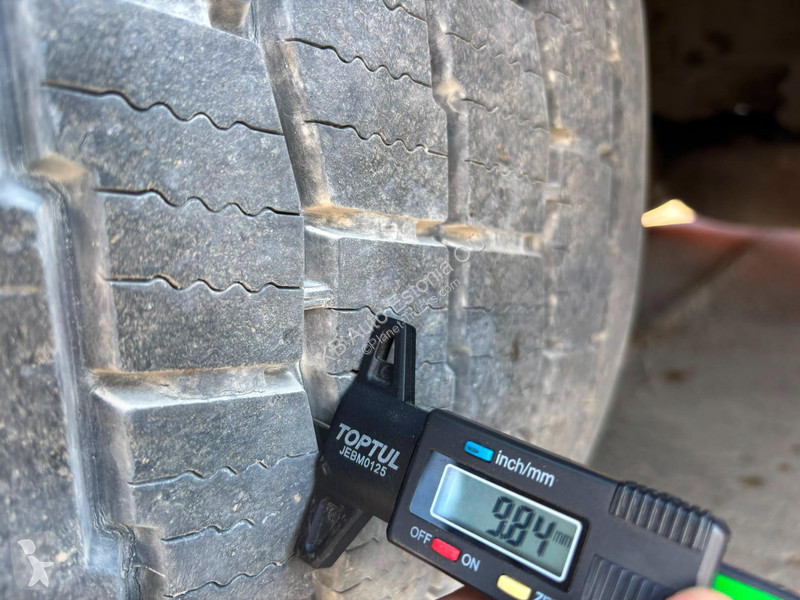 Camion Volvo 450 6x2*4 THERMOKING T-800R / BOX...