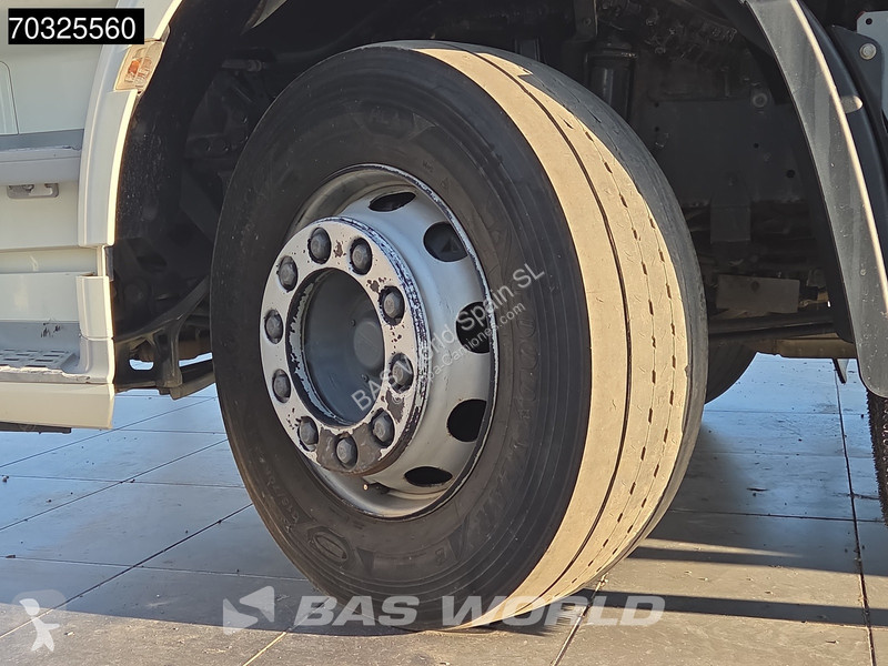 شاحنة DAF 450  4X2 Caja 8,20m Plataforma...