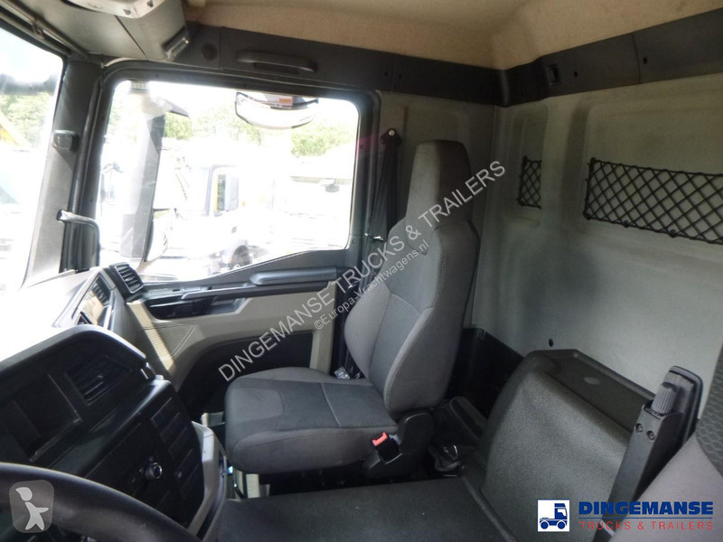 شاحنة MAN 33.360 6x4 chassis Euro 2 new/unused