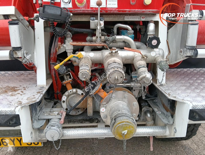 شاحنة Mercedes U 5000 4x4 - (type 437.4) 4000...