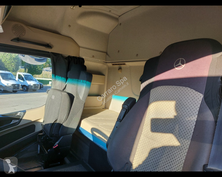شاحنة Mercedes 4 25 6x2