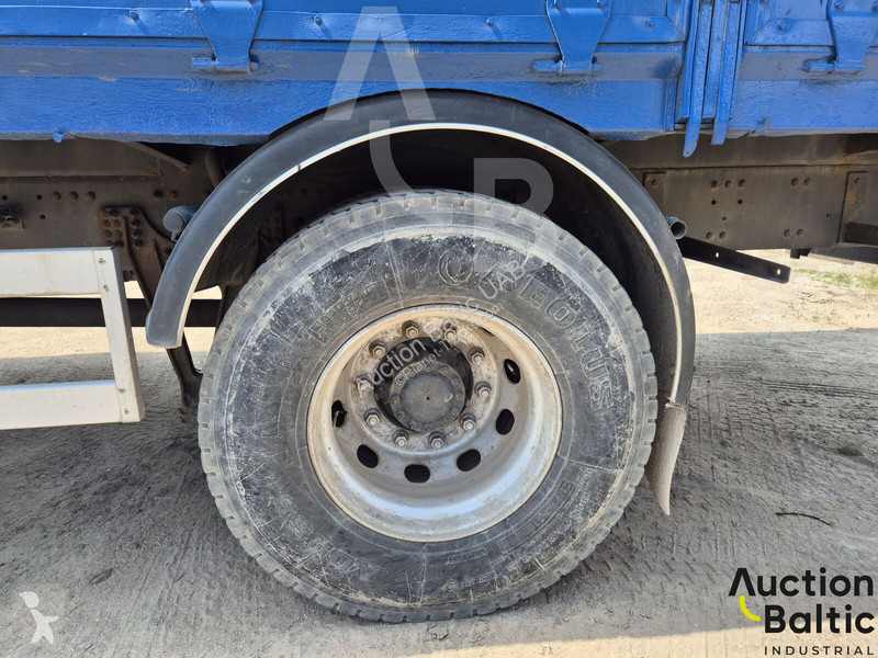 Lastbil Volvo FM7 290
