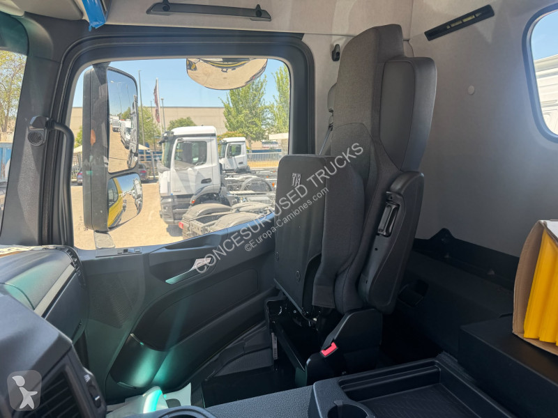 شاحنة Mercedes  3340 K 6X4