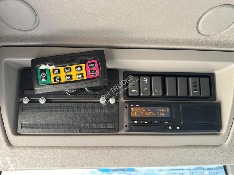 شاحنة Volvo 260 4X2 EURO 6 TOW TRUCK + REMOTE
