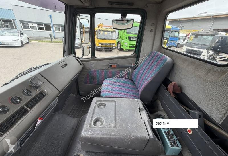 شاحنة Mercedes 602