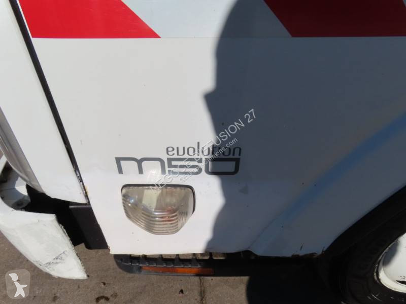 شاحنة Isuzu