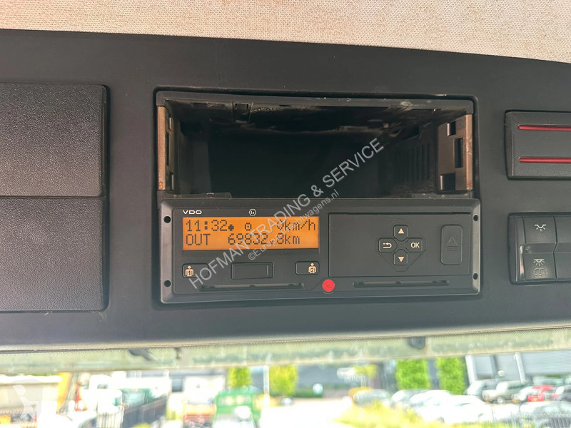 شاحنة Mercedes 4145 8x4 kipper 3x Available