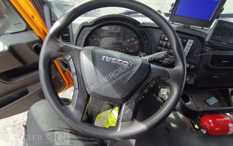 شاحنة Iveco