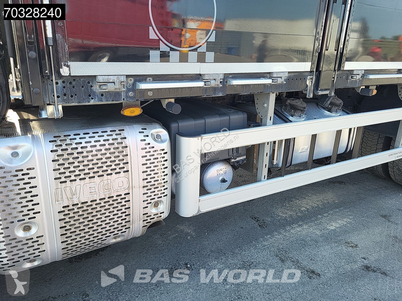 شاحنة Iveco X-Way 570 X-Way 6X2 Fassi F215...