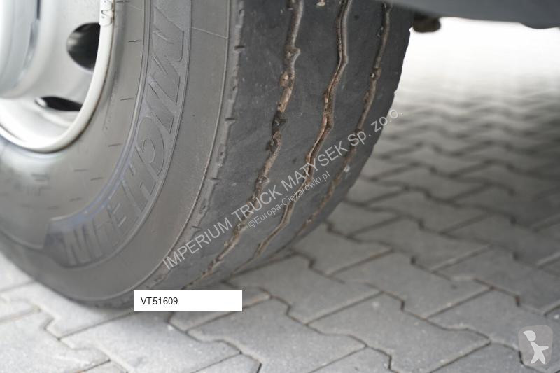 شاحنة Mercedes PK 22 002 EH