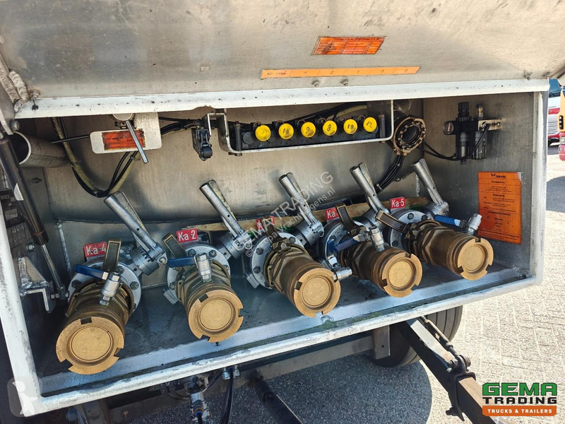 شاحنة Volvo 0 6x2/4 GlobeTrotter Euro6B - Tank...