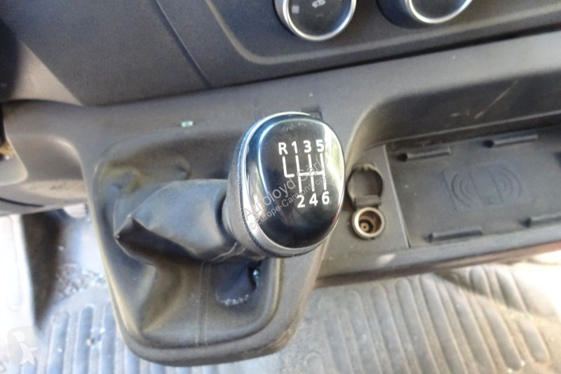 Camion Renault MASTER 2,3 DCI 146 NACELLE