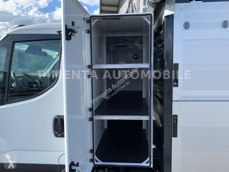 شاحنة Iveco 70C18H 3SKIPPER KISTE DIFFSP NAVI...