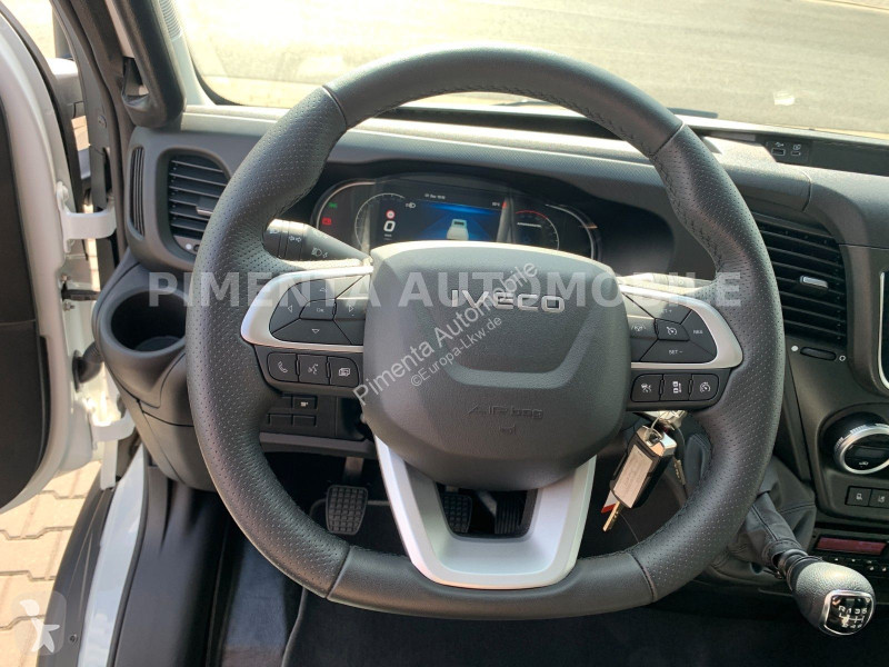 شاحنة Iveco 70C18HD MY26 3SKIPPER KISTE DIFFSP...