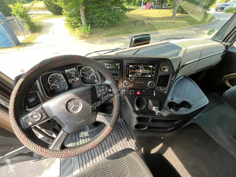 شاحنة Mercedes 1842 4-ACHS ZUG SCHMITZ KOFFER...