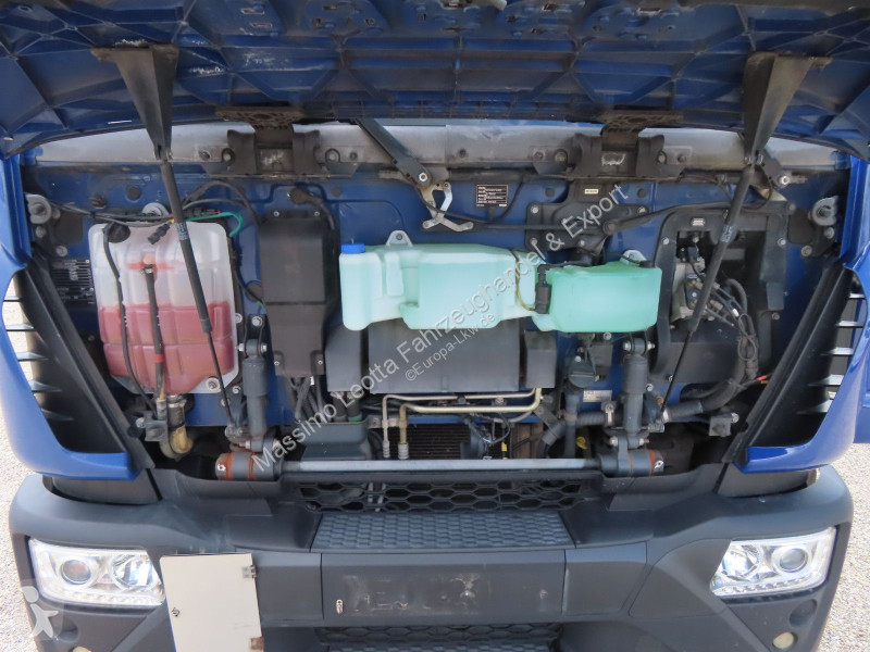 شاحنة Iveco 120E22 E6 LBW FZ.140