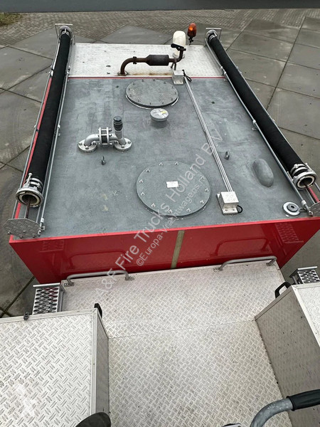 Camion Ziegler Hook-Lift Foam Firefighting Unit