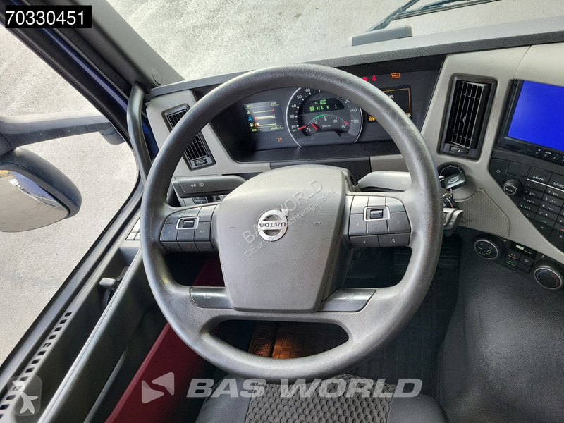 Lastbil Volvo 6X2 DayCab Lift+Steering Axle VDL...