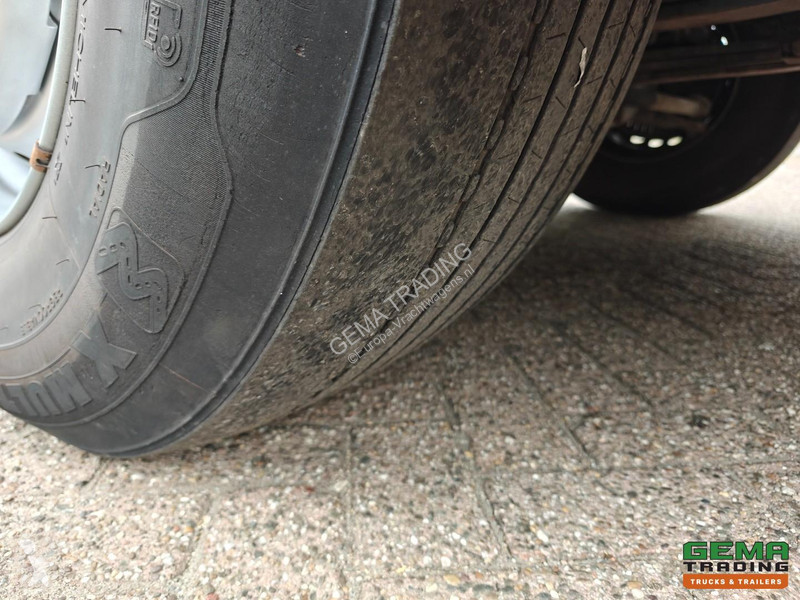 شاحنة Volvo 460 6x4 GlobeTrotter Euro6C - VDL...
