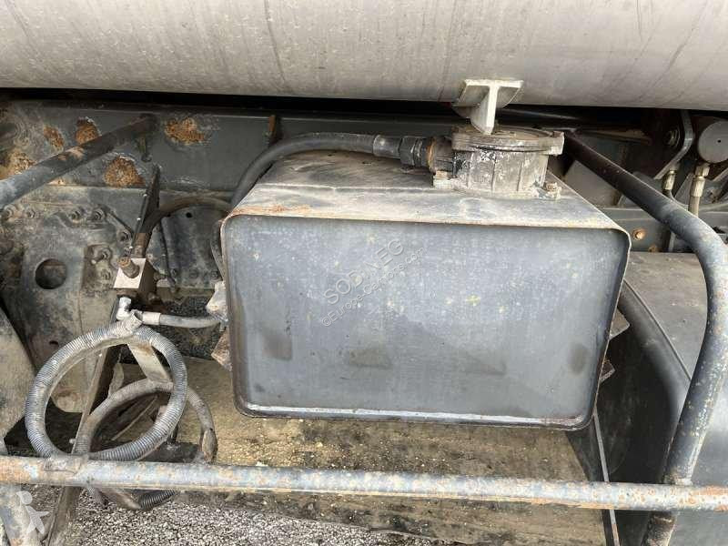 Camion Renault  PREMIUM 370-26 AVEC BOUILLE ACMAR