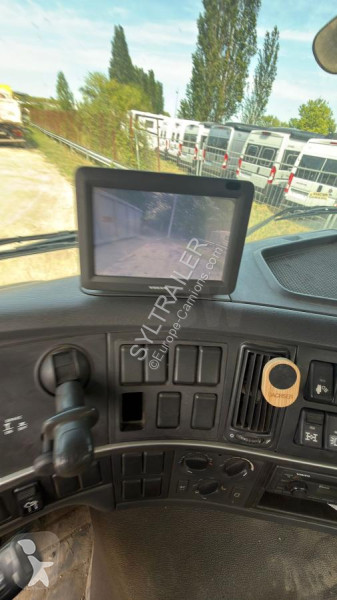 Camión Volvo 420