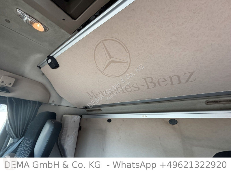 شاحنة Mercedes...