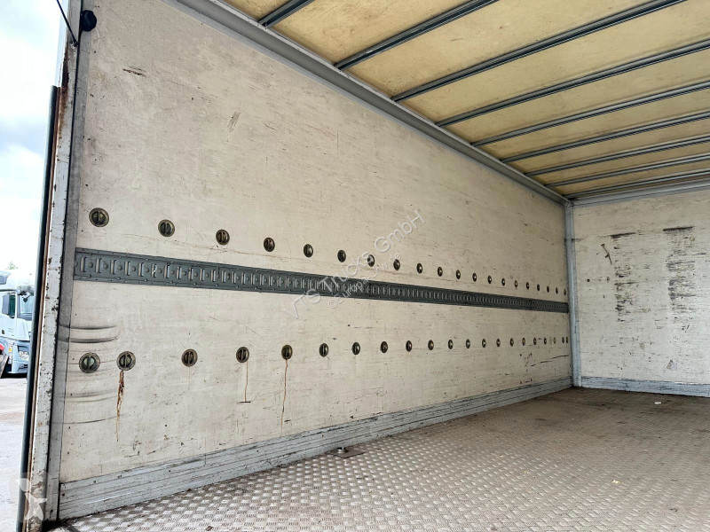 شاحنة Mercedes 818 4x2 BB Spier Koffer &...