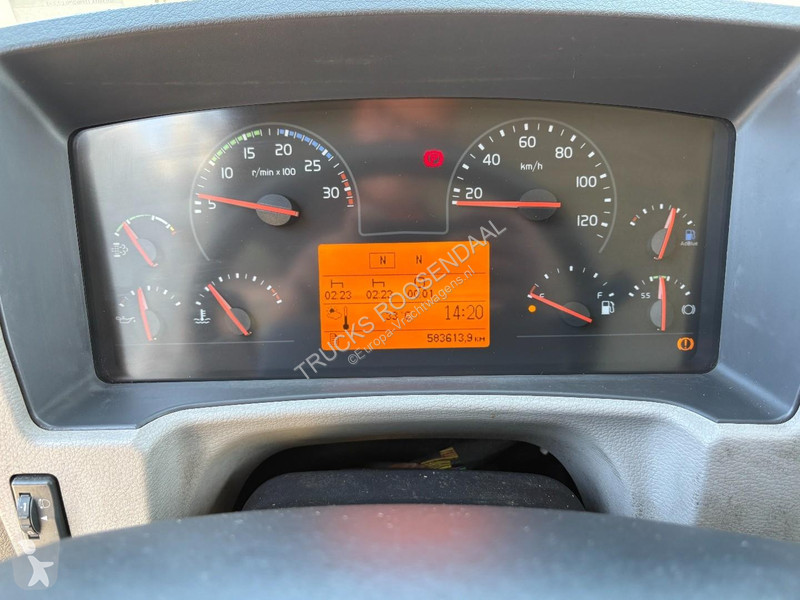Грузовик Volvo 12250 + THERMO KING T-1000 R +...