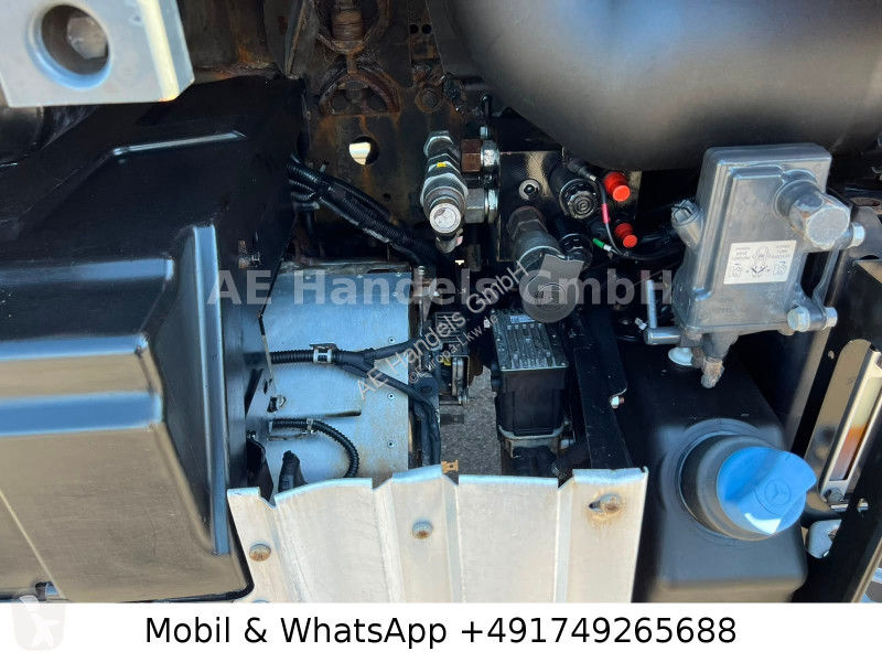 شاحنة Mercedes U423...