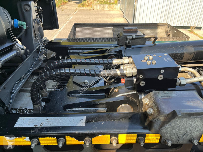 شاحنة Volvo 500  500 XL*6x2*Abrollkipper HYVA...