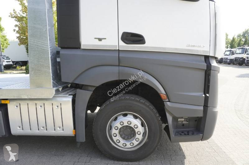 Камион Mercedes