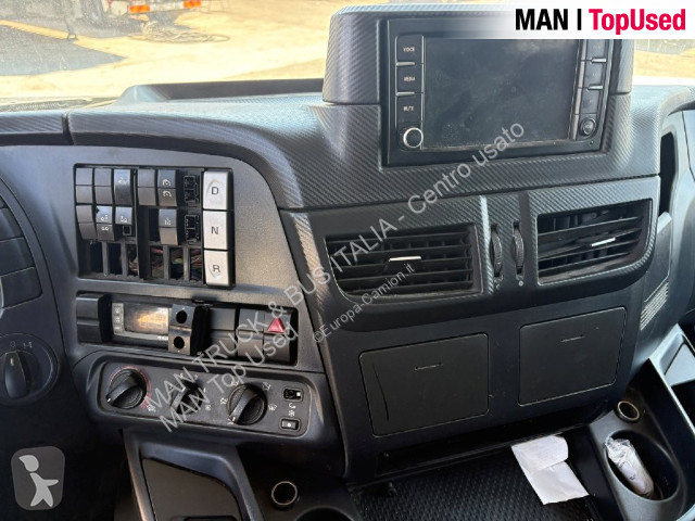 Vrachtwagen Iveco A260SY